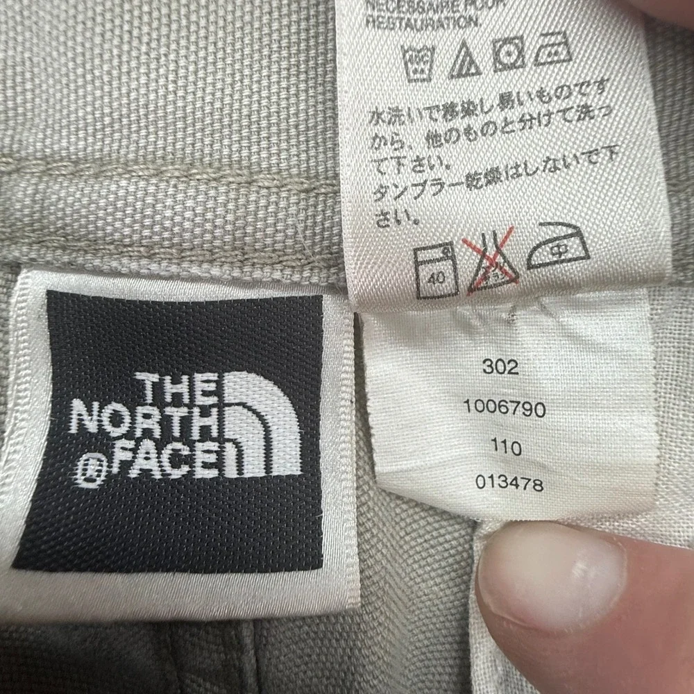 The North Face Cargo Pants Mens 34 Khaki Tan Cotton Canvas Roll Up Hiking 2938